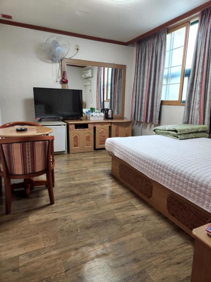Daeho Motel Busan Exterior photo